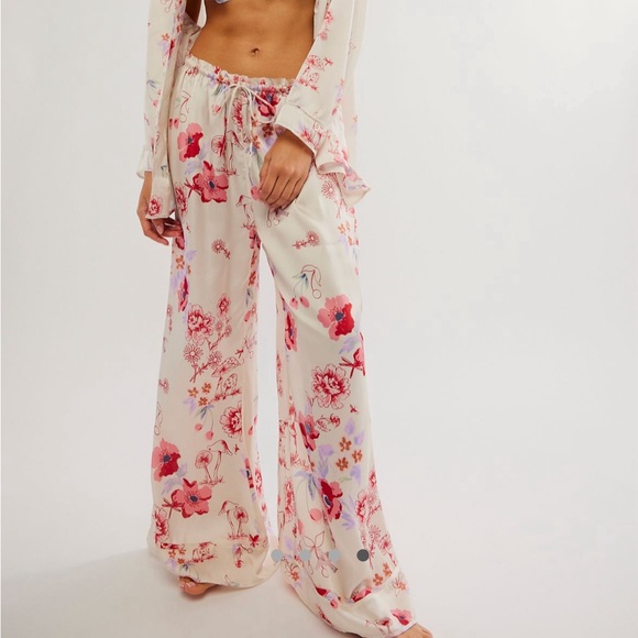 Tahari pj pants relaxed silk/satin - Picture 3 of 9